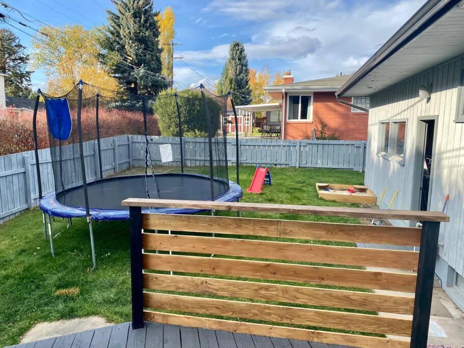 Mid Century Modern Montana Dream Home بوتي المظهر الخارجي الصورة