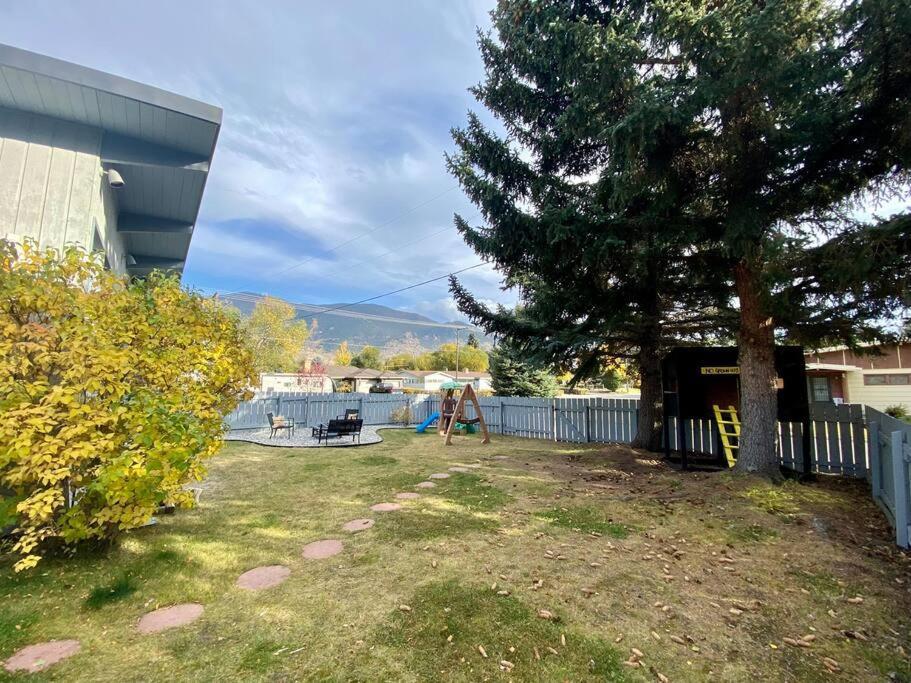 Mid Century Modern Montana Dream Home بوتي المظهر الخارجي الصورة