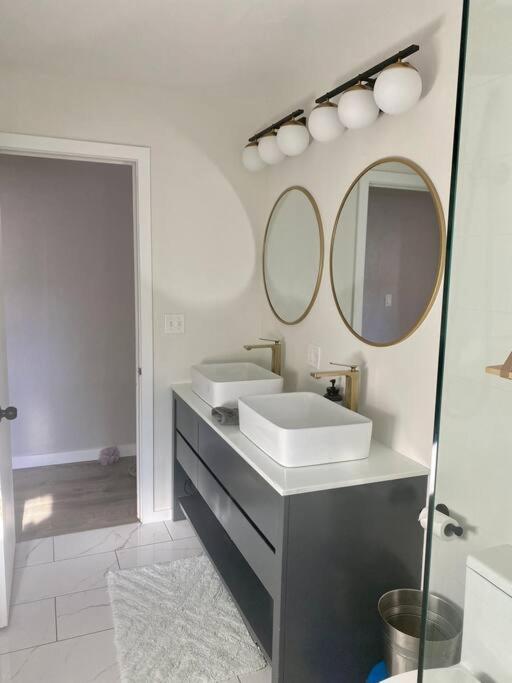 Mid Century Modern Montana Dream Home بوتي المظهر الخارجي الصورة