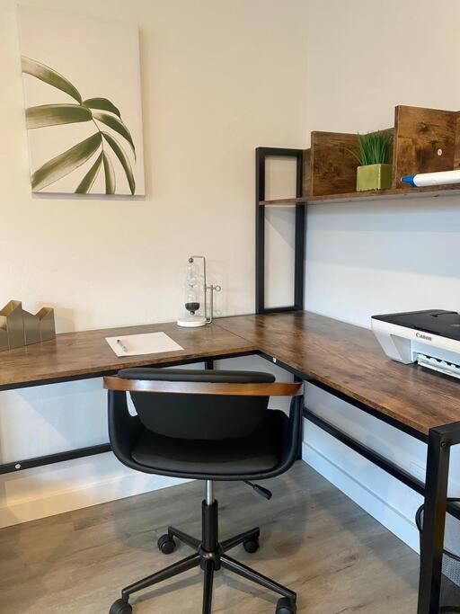 Mid Century Modern Montana Dream Home بوتي المظهر الخارجي الصورة